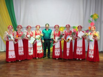 "Ах, как песни русские хороши" 